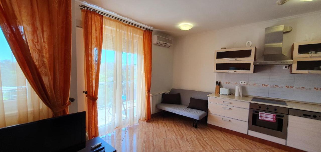 Bazsi Golden Beach Apartman Siófok Exterior foto